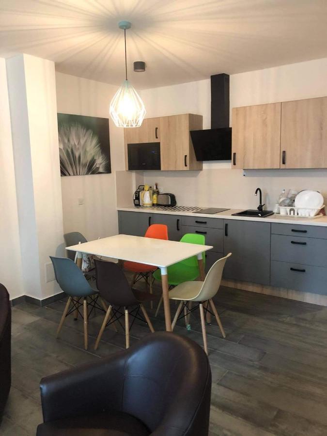 LIDO nappali + 3 háló apartman Balatonlelle Kültér fotó